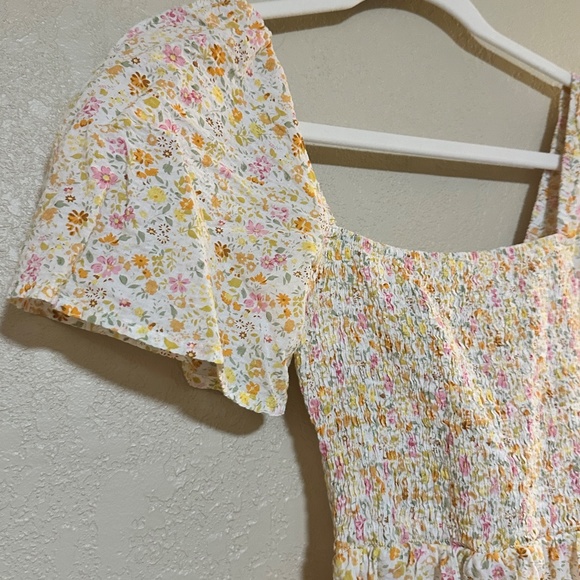 Princess Polly - Smocked Floral Mini Dress | Size 4 - Picture 4 of 5